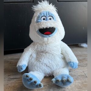 NWOT WARMIES Bumble the Abominable Snow Monster plush stuffed animal